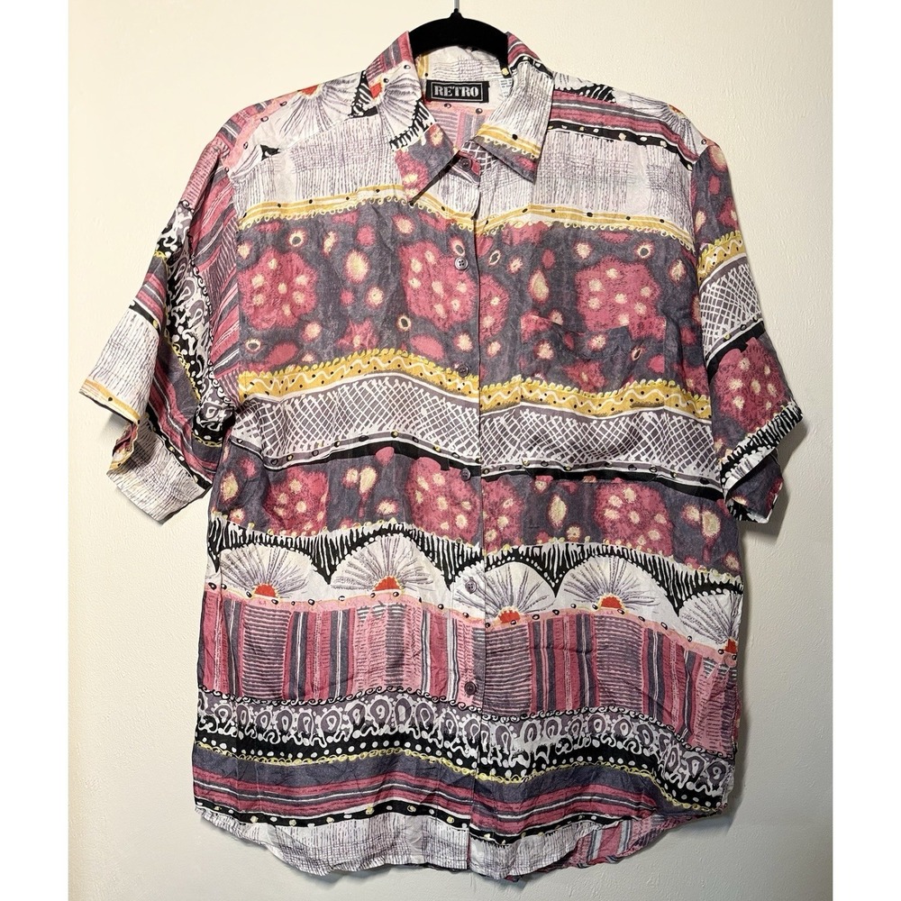 Vintage Retro 100% Silk Button Up Shirt Men's Size S Abstract Print Short Sleeve
